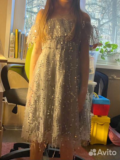 Платье для девочки нарядное 128