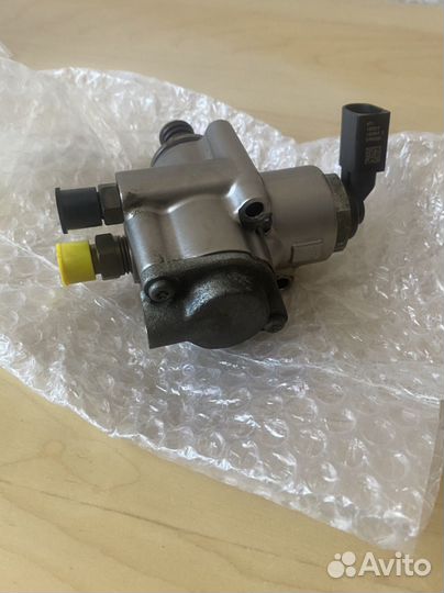 Тнвд топл.насос audi 4,2 BAR бензин.2006г-2010г