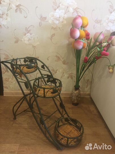 Подставка для цветов