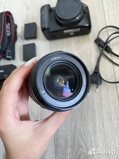 Зеркальный фотоаппарат canon 1300d