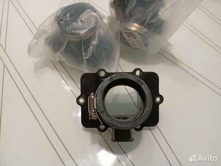 Впускной коллектор,патрубок на снегоход BRP