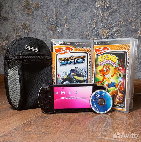Sony PSP 3008 8Гб + Много Игр + Сумка