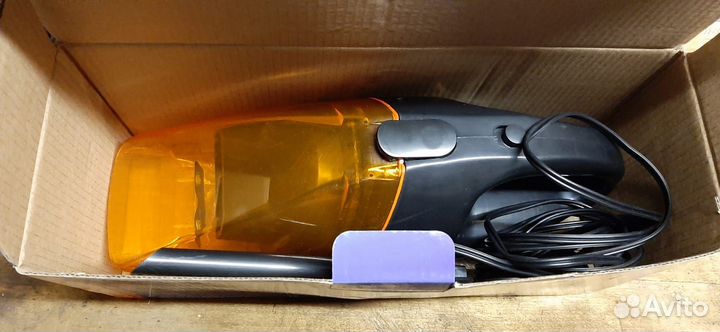 Автомобильный пылесос