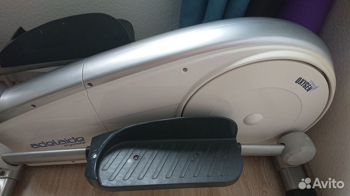 Эллиптический тренажер Oxygen Adelaide