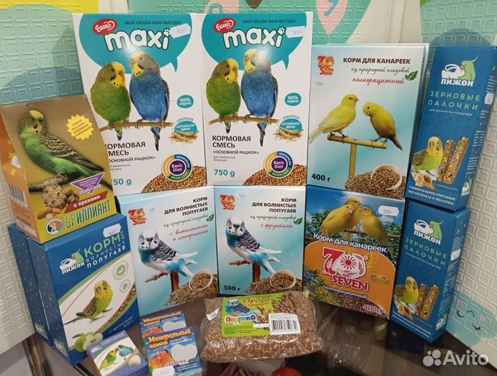 Корм для попугаев, рыб