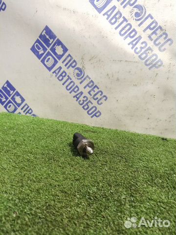 Датчик давления топлива Ford Mondeo 3 седан 1.8