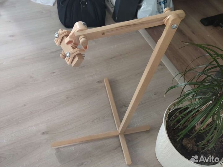 Держатель для пялиц