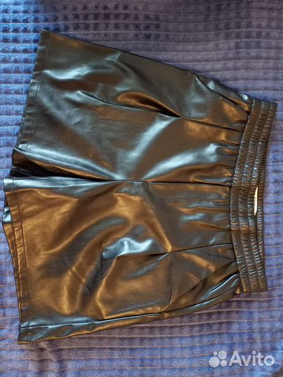 Кожаные шорты