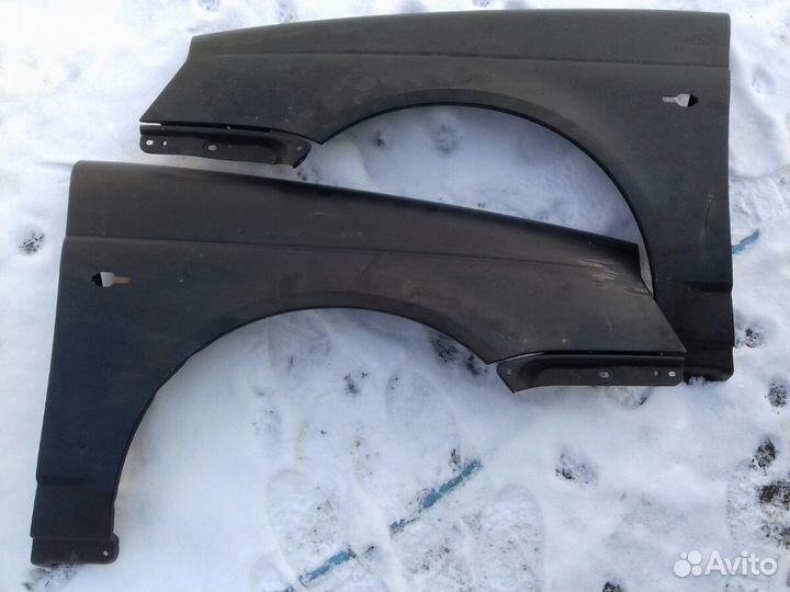 Крылья лада приора новые