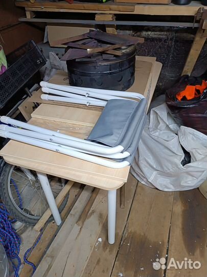 Стол трансформер +2стула