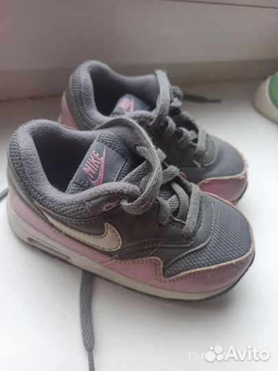 Кроссовки Nike детские 23,5 р