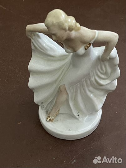 Танцовщица статуэтка фарфор Германия