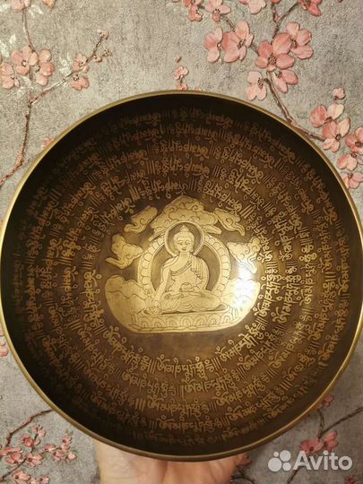 Поющая чаша Непал 21см нота до# 136герц