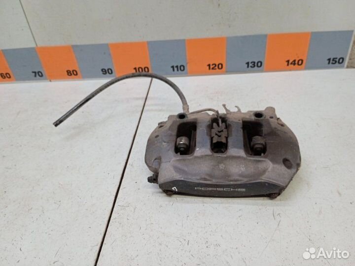 Суппорт задний правый Porsche Cayenne 958 3.6 2010