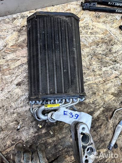 Испаритель кондиционера радиатор bmw e39 5 е39