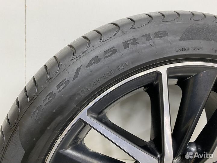 R18 Pirelli Powergy 235/45, PCD 5x114.3 DIA 106