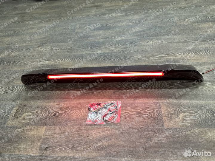 Спойлер Land Cruiser 200 с подсветкой стопов LED