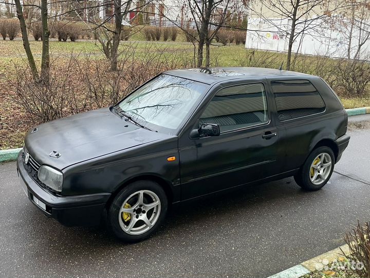 Volkswagen Golf 1.8 МТ, 1993, 292 000 км