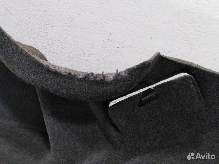 Обшивка багажника