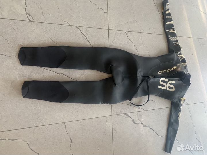 Гидрокостюм