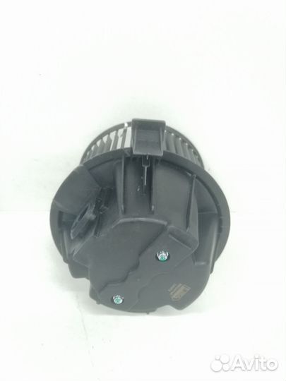 Вентилятор отопителя салона Ларгус / Логан