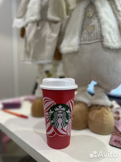 Стакан starbucks новогодний