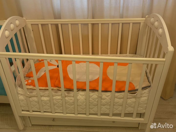 Детская кроватка