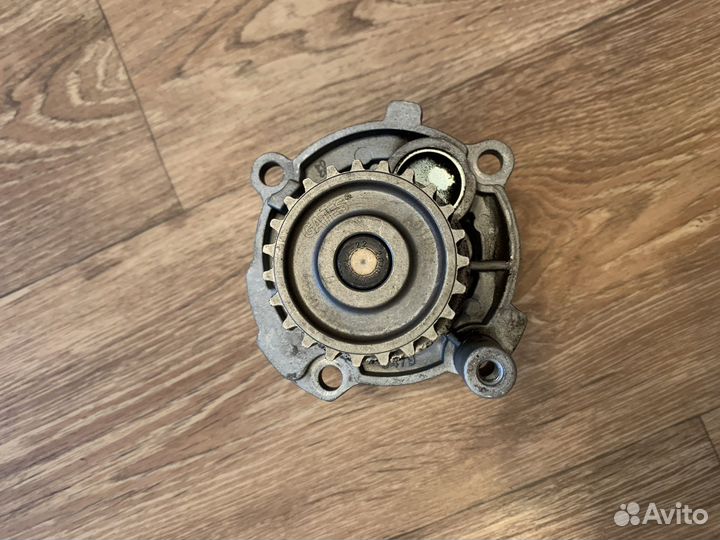 Помпа на skoda octavia а4