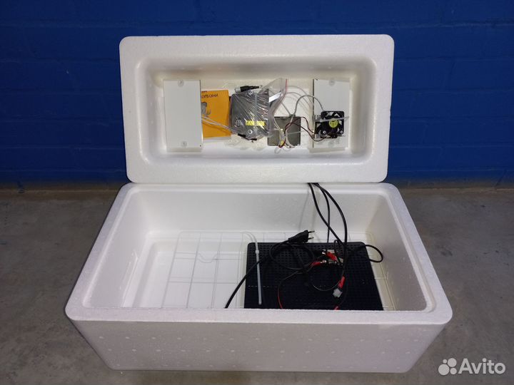 Инкубаторы 36 яиц Россия Несушка