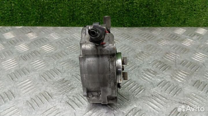 Вакуумный насос Land Rover Freelander