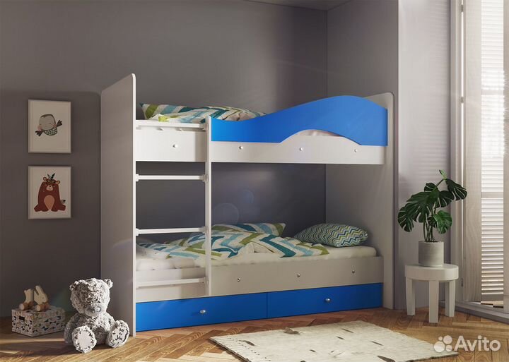 Двухъярусная кровать