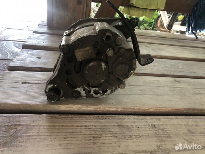 Генератор автомобильный