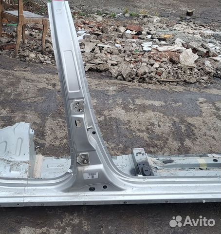 Порог Nissan terrano D10 Прав