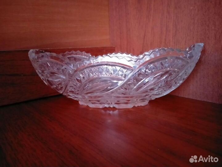 Ваза хрустальная