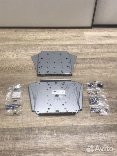 Настенное крепление для телевизора