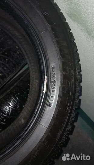 Bridgestone Ice Cruiser 7000 205/60 R16 92T