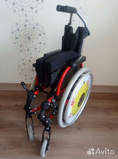 Инвалидная коляска складная бу