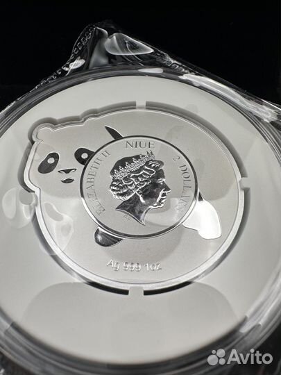 Ниуэ 2 доллара 2022. Панда. Серебро. Proof. редкая