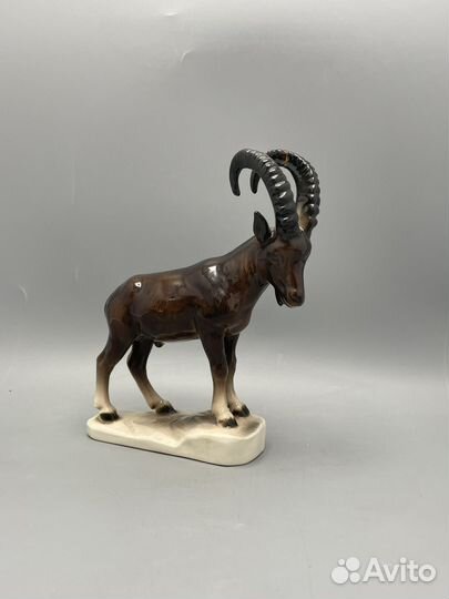 Статуэтка Горный козел Германия Hertwik