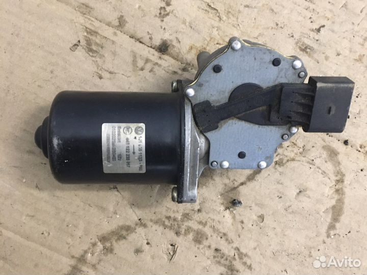 Моторчик стеклоочстителя Volkswagen Phaeton (2826)