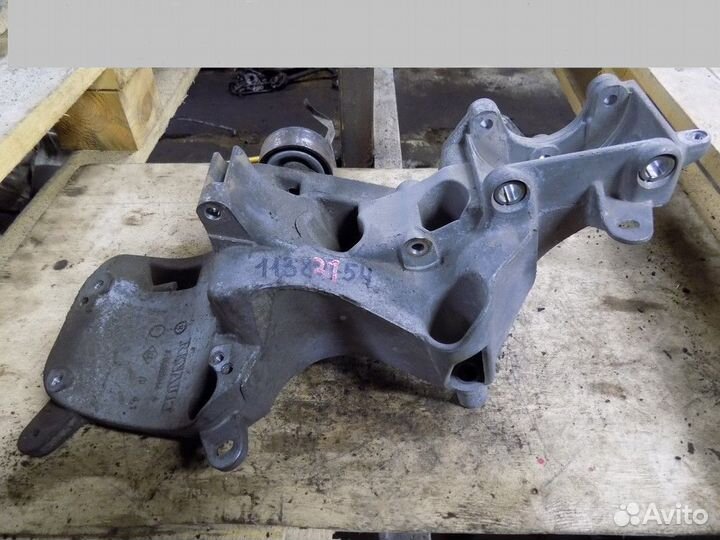 Кронштейн генератора Logan 2005-2014