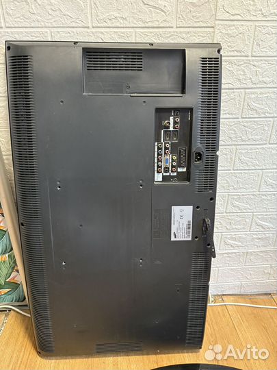 Телевизор samsung