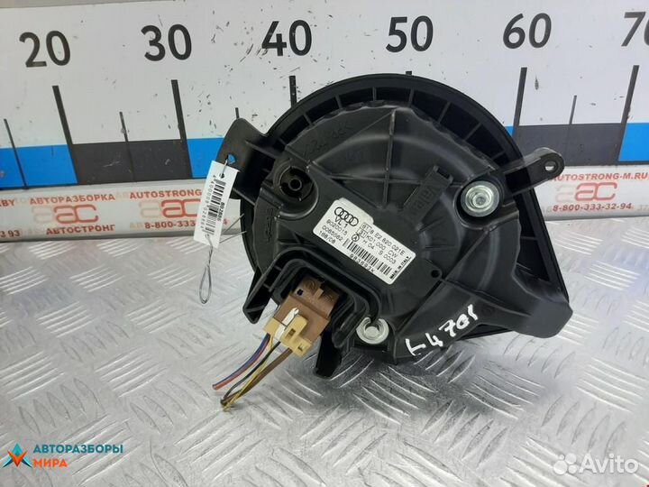 Моторчик печки seat Exeo 2009 8E1820021E