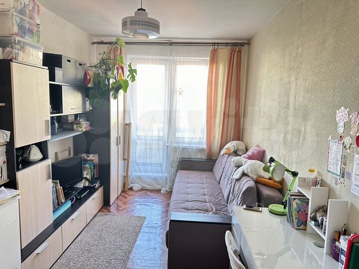 3-к. квартира, 58 м², 9/10 эт.