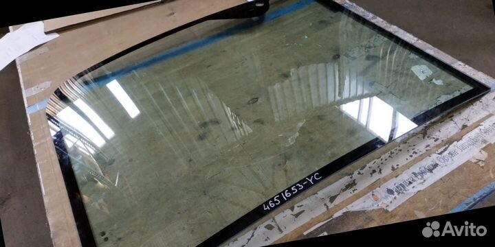 Стекло боковое правое хитачи zx450h 4448312