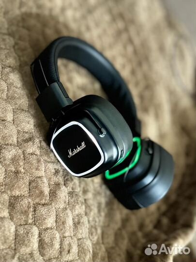 Беспроводные наушники маршал