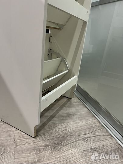 Обувница в прихожую закрытая