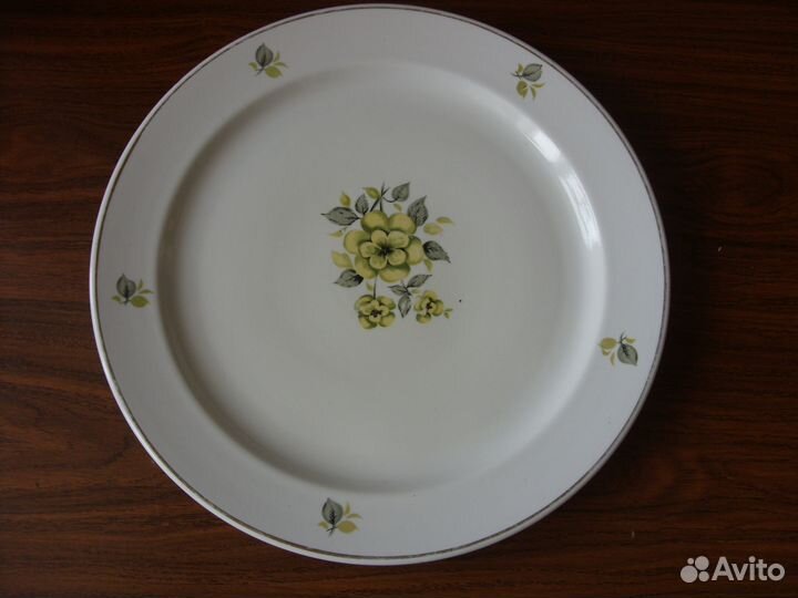 Блюдо большое