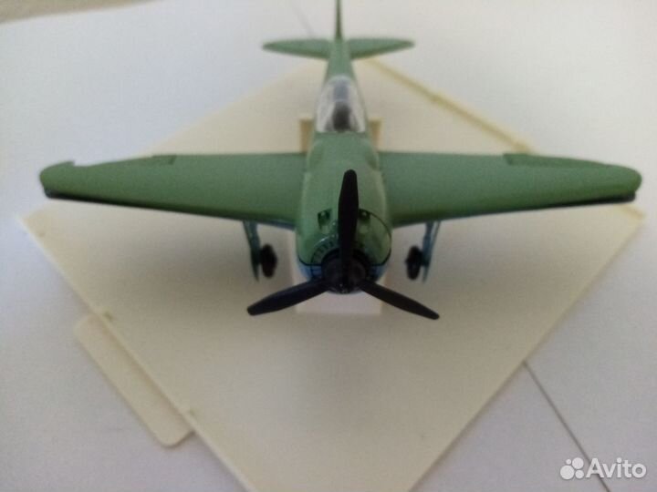 Модель самолёта Ла-5