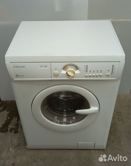 Стиральная машина Electrolux EWS 1020 5 кг